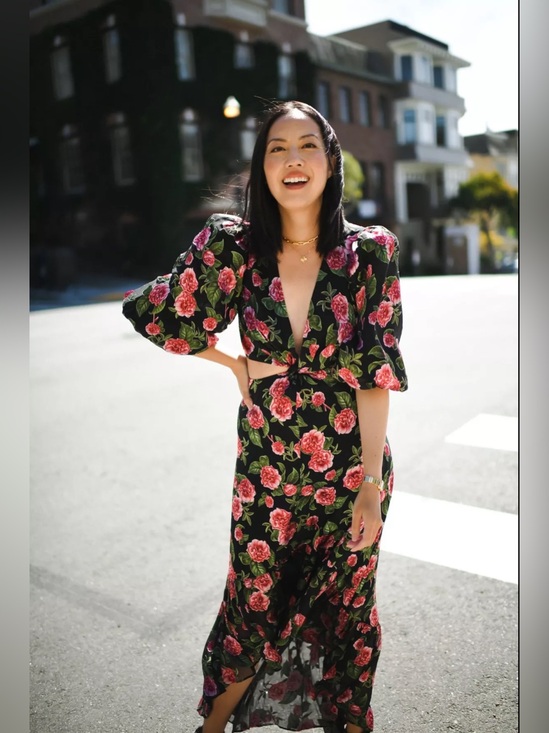 Alice + Olivia Dresses & Skirts - NWT $795 Alice + Olivia Katia Twist-Front Cutout Maxi Dress